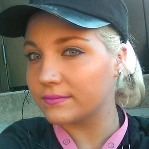 Meet your Posher, Madison